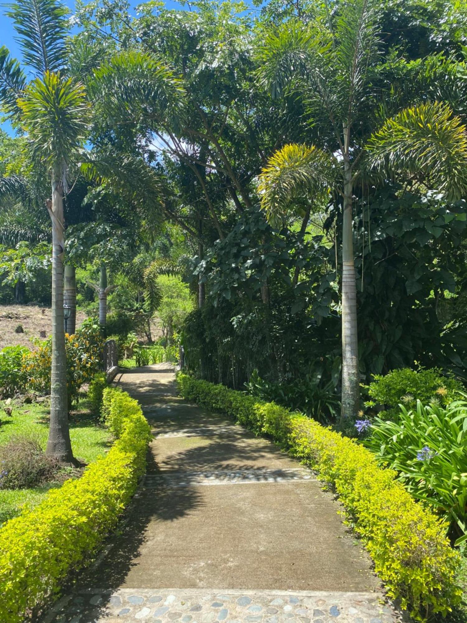 Cachí Hotel Boutique Casona Del Cafetal And Lakeside Restaurant מראה חיצוני תמונה