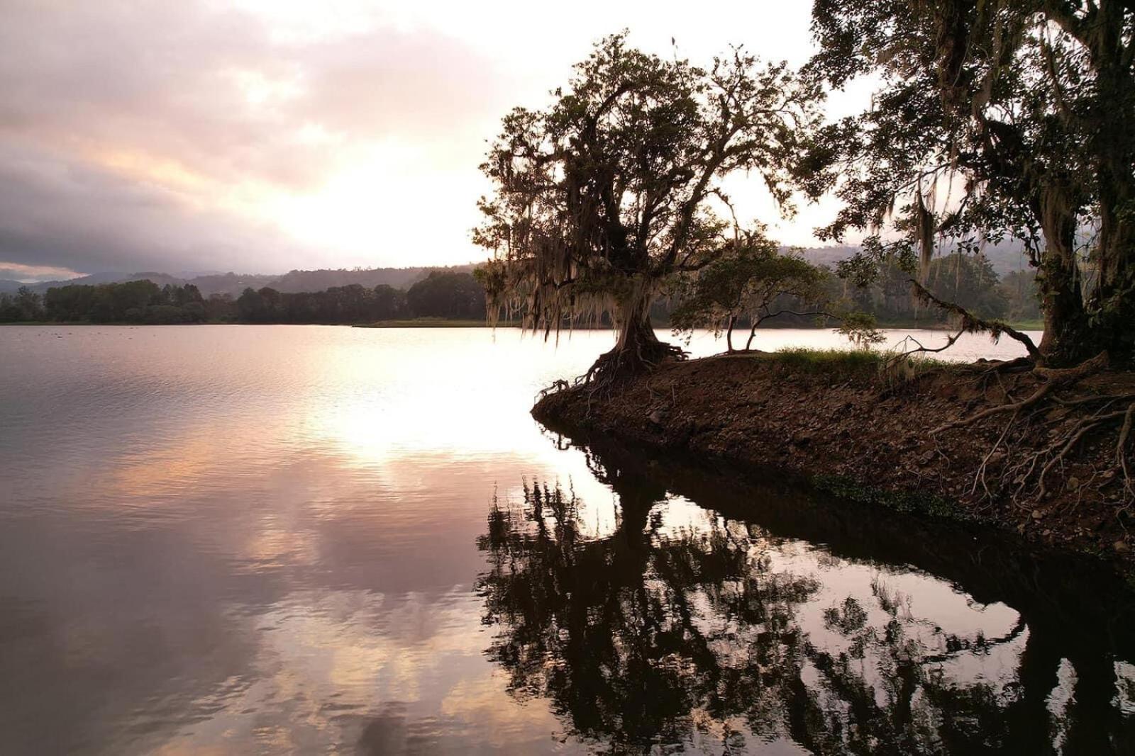 Cachí Hotel Boutique Casona Del Cafetal And Lakeside Restaurant מראה חיצוני תמונה